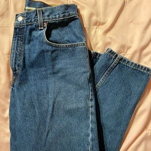 Dark Wash Levi’s 560s